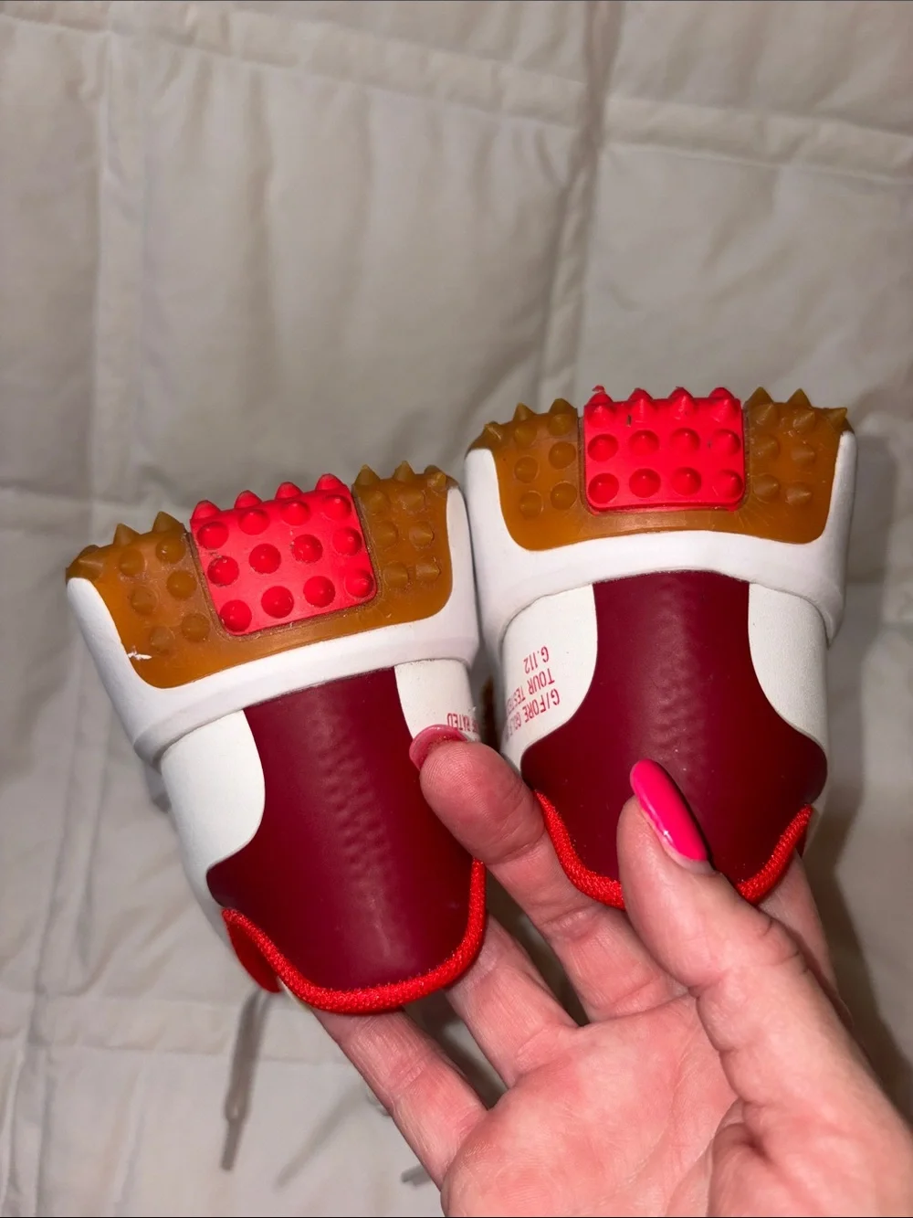 G/FORE G.112 Kiltie Spikeless Golf Shoes GLF00022-SNO Snow/Red Sz 7.5